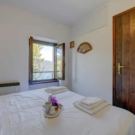 Lemon Garden Retreat - Aura